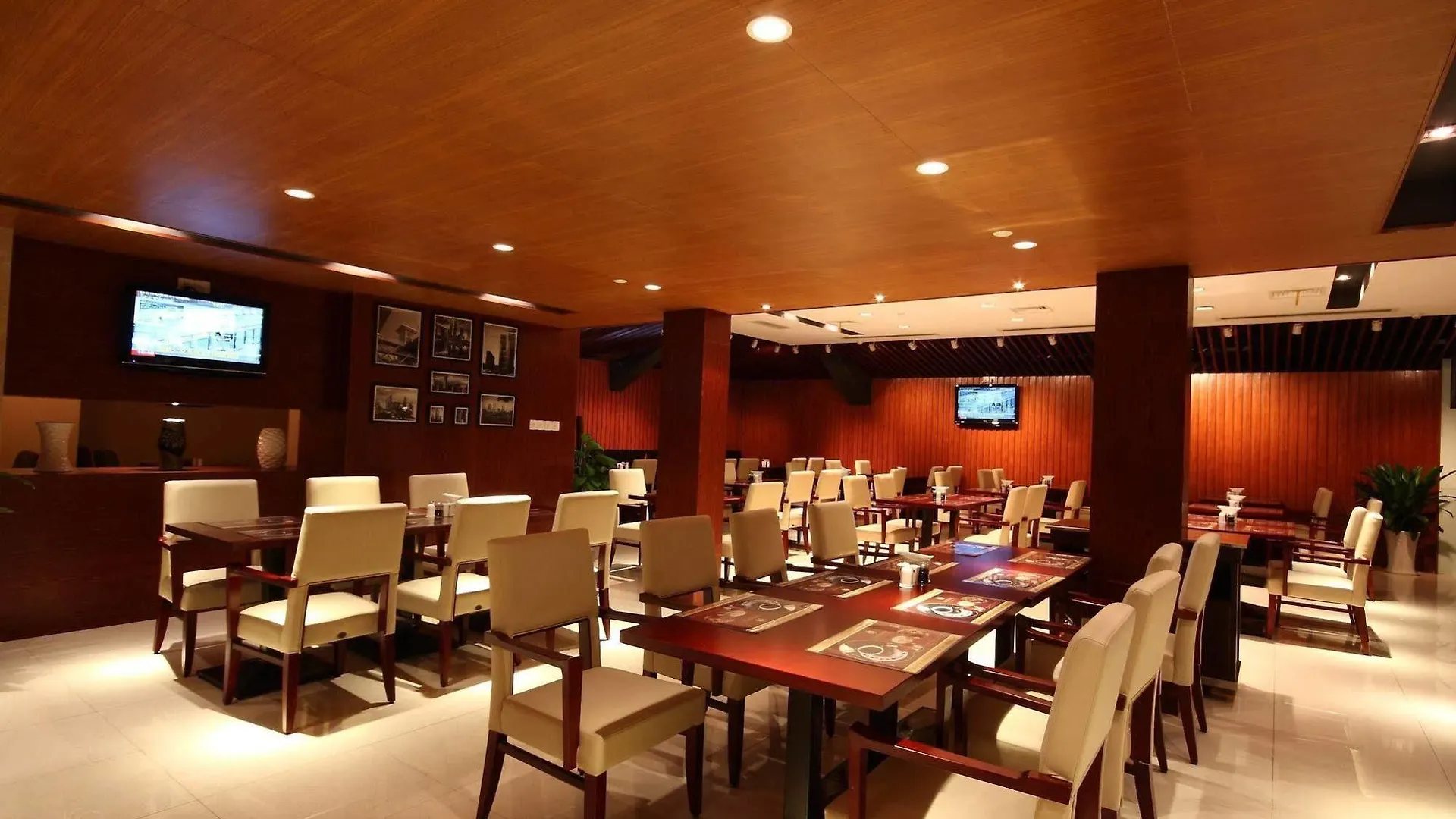 ****  Canal Garden Hotel Suzhou  China
